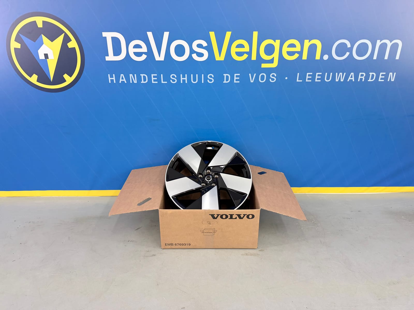 1x Volvo 20 inch 5-Spaak DC | Black velg XC40 |  XC40 P8 | P6 | C40 | EC40