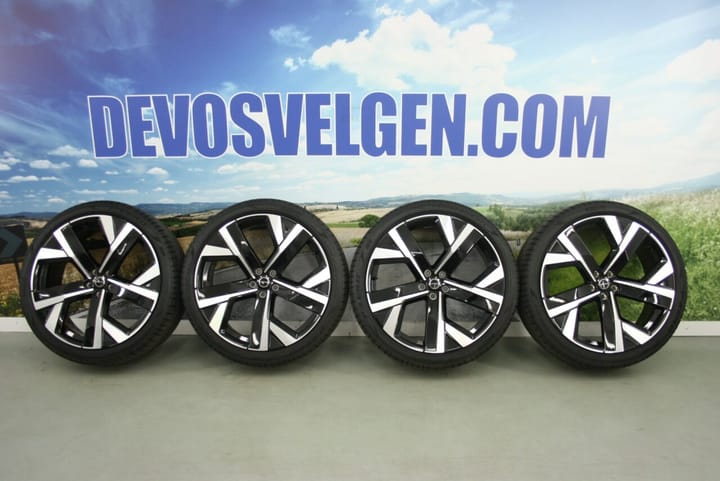 Volvo 22 inch 5-Dubbelspaaks velgen + Zomerbanden NIEUW XC60 | T8 | T6 RECHARGE