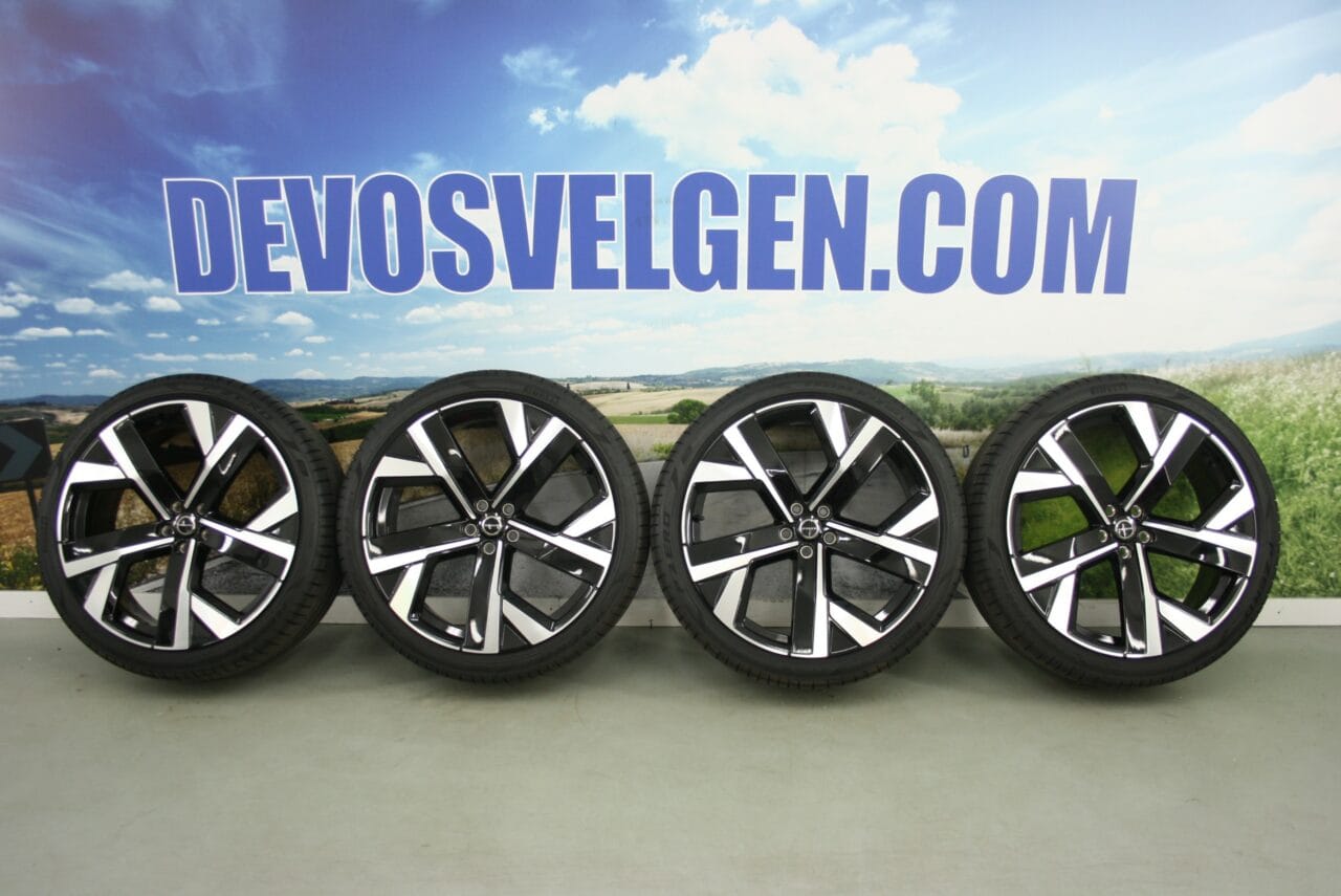 Volvo 22 inch 5-Dubbelspaaks velgen + Zomerbanden NIEUW XC60 | T8 | T6 RECHARGE