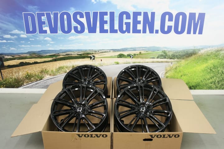 Volvo 21 inch 10-Spaaks Ultimate Black velgen V90 | S90 | Recharge | UNIEK
