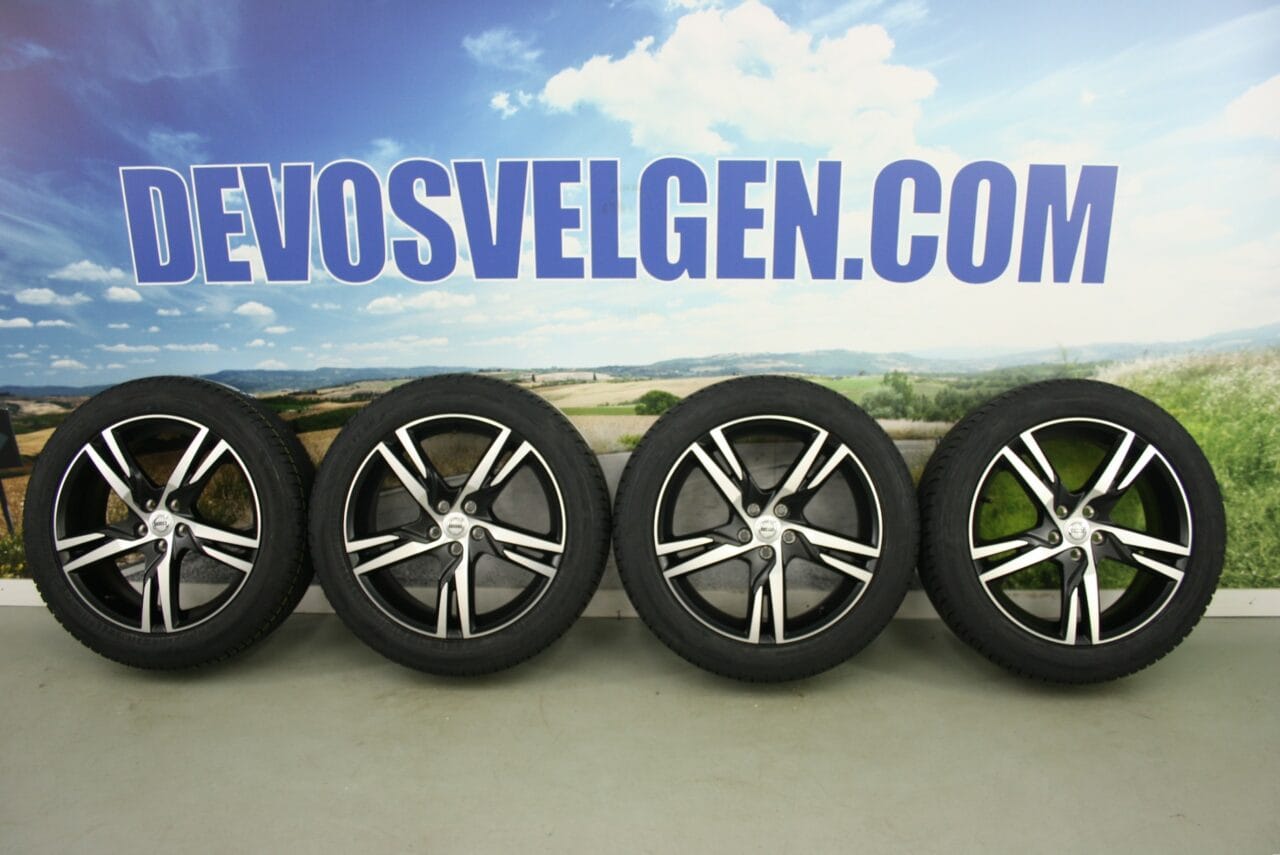 Volvo 19 inch R-Design velgen + Winterbanden NIEUW XC40 | V90CC