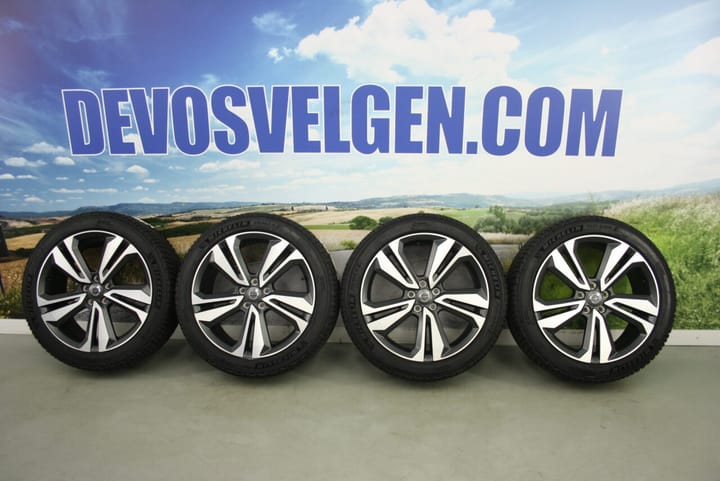 Volvo 19 inch 5-Dubbelspaaks velgen + Winterbanden NIEUW V60CC | S60CC | XC70