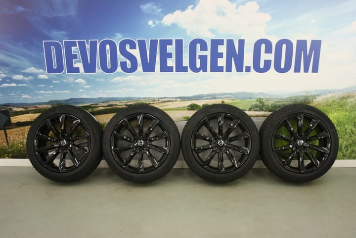 Volvo 18 inch Turbine Black velgen + NIEUWE Winterbanden V60II | S60III | Recharge
